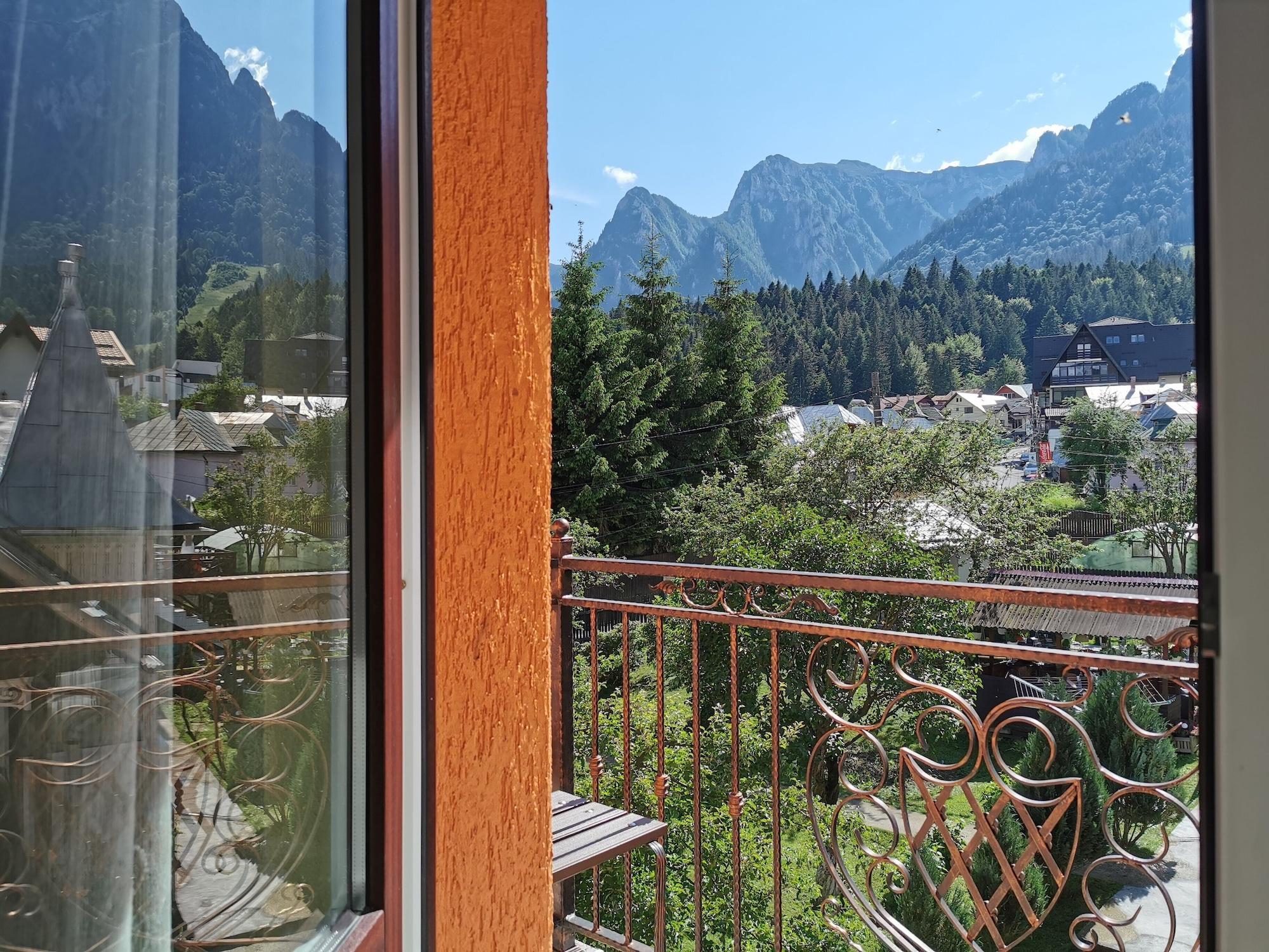 Hotel Iri Buşteni Exterior foto