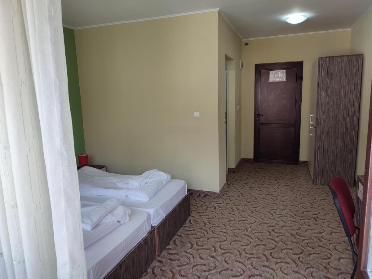 Hotel Iri Buşteni Exterior foto